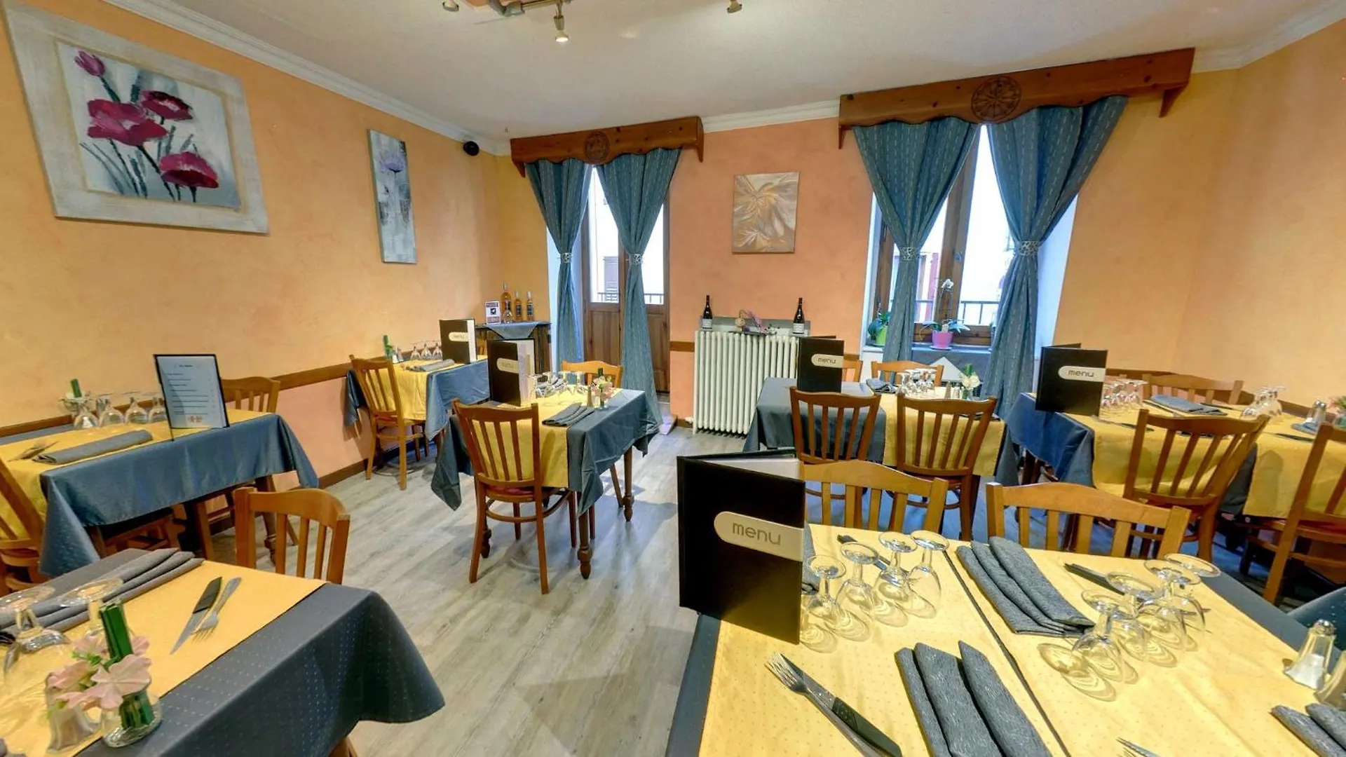 Hotel Du Cheval Blanc Barcelonnette