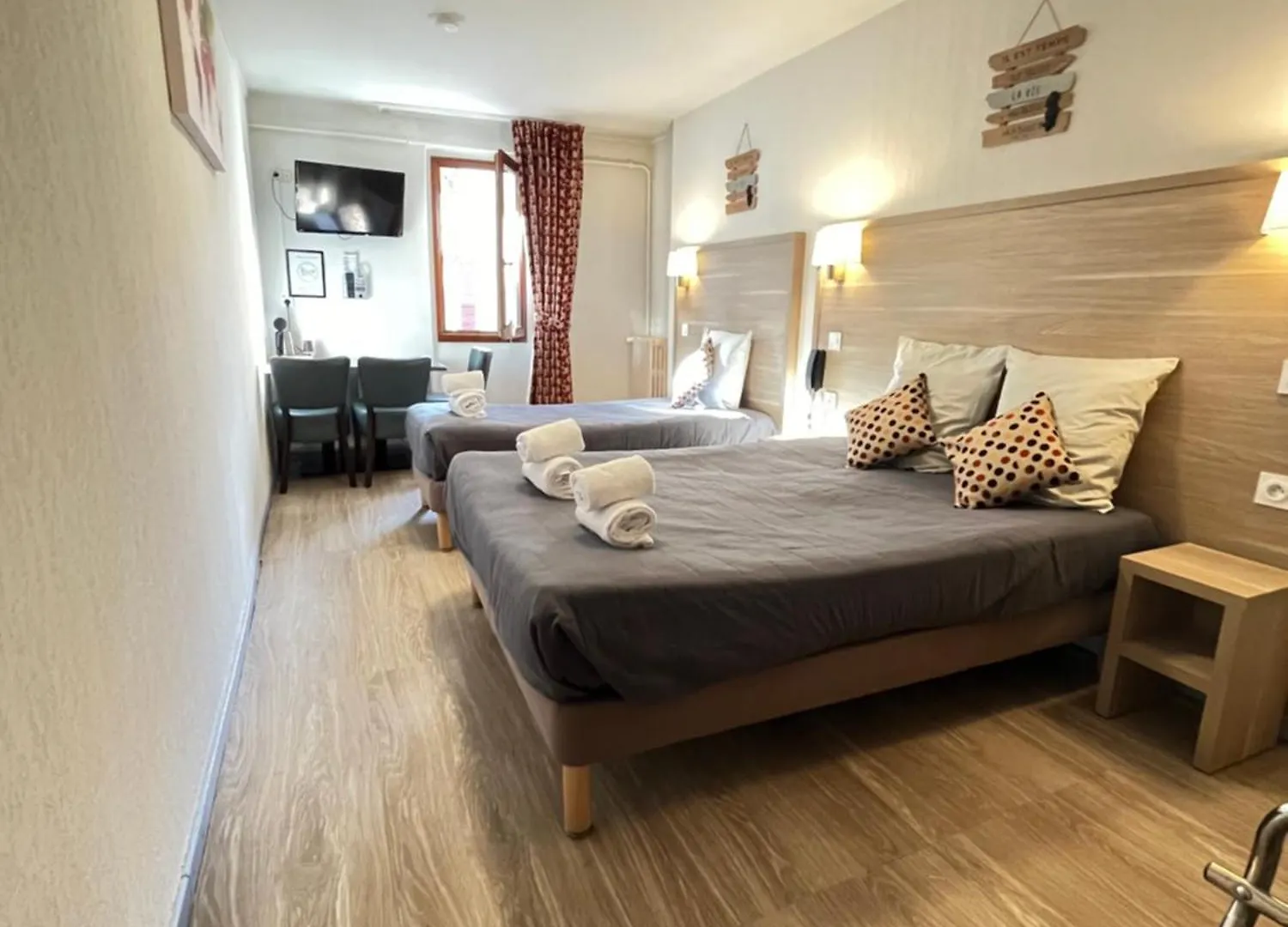Hotel Du Cheval Blanc Barcelonnette