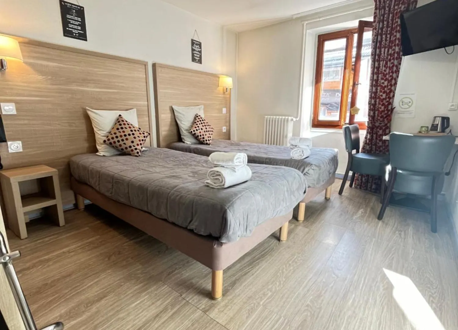 Hotel Du Cheval Blanc Barcelonnette